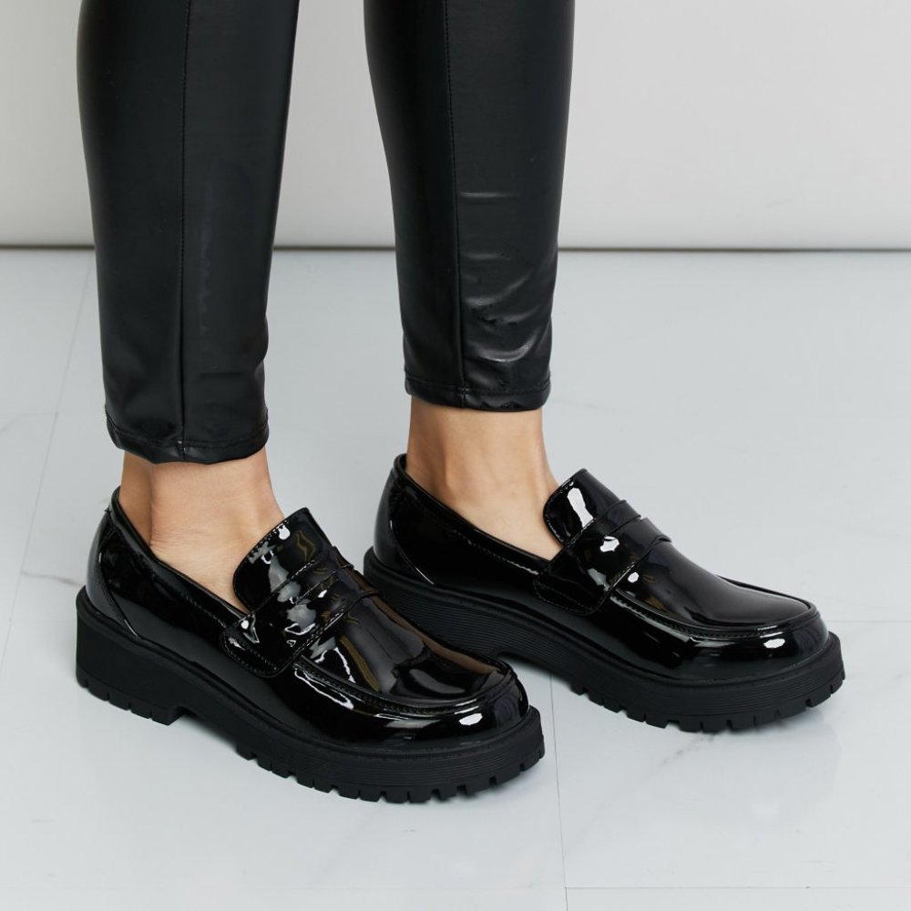 Forever Link Round Toe Loafers - Picture 3 of 6